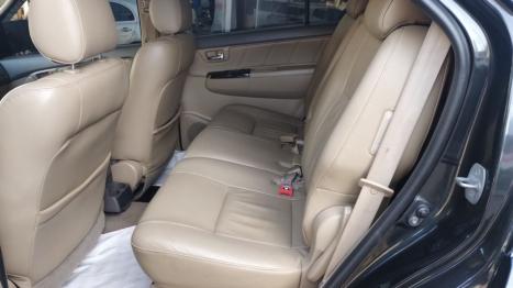 TOYOTA Hilux SW4 3.0 16V 4P SRV 4X4 7 LUGARES TURBO DIESEL AUTOMTICO, Foto 8