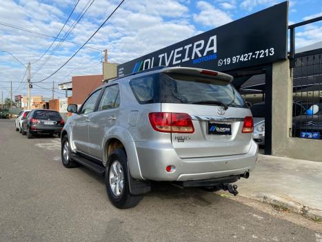 TOYOTA Hilux SW4 3.0 16V 4P SRV 4X4 7 LUGARES TURBO DIESEL AUTOMTICO, Foto 3