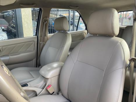 TOYOTA Hilux SW4 3.0 16V 4P SRV 4X4 7 LUGARES TURBO DIESEL AUTOMTICO, Foto 5