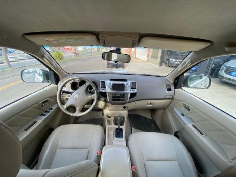 TOYOTA Hilux SW4 3.0 16V 4P SRV 4X4 7 LUGARES TURBO DIESEL AUTOMTICO, Foto 7