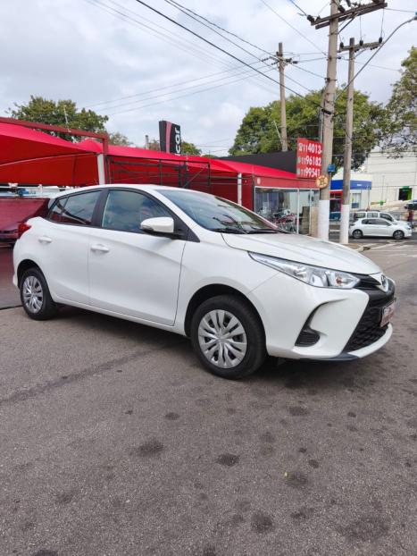 TOYOTA Yaris Hatch 1.5 16V 4P FLEX XL MULTIDRIVE AUTOMTICO CVT, Foto 3