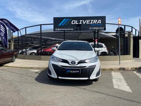 TOYOTA Yaris Hatch 1.5 16V 4P FLEX XL PLUS CONNECT MULTIDRIVE AUTOMTICO CVT, Foto 2