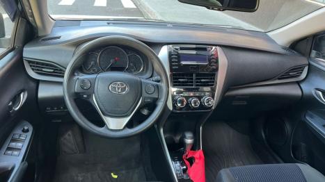 TOYOTA Yaris Sedan 1.5 16V 4P FLEX XL, Foto 2