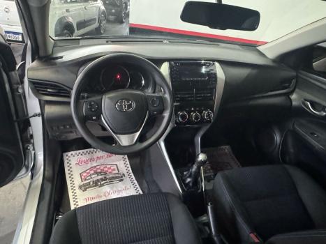 TOYOTA Yaris Sedan 1.5 16V 4P FLEX XL, Foto 2