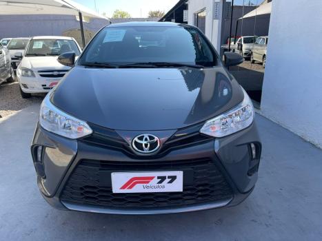 TOYOTA Yaris Sedan 1.5 16V 4P FLEX XL, Foto 2