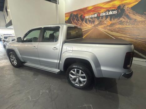 VOLKSWAGEN Amarok 3.0 V6 CABINE DUPLA HIGHLINE 4X4 TURBO INTERCOOLER AUTOMTICO, Foto 9