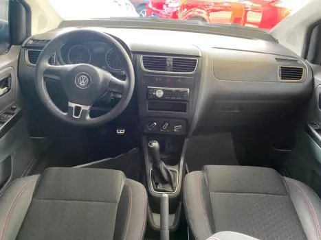 VOLKSWAGEN Crossfox 1.6 4P FLEX, Foto 8