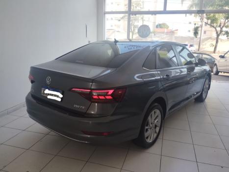 VOLKSWAGEN Jetta 1.4 4P 250 TSI TURBO CONFORTLINE AUTOMTICO, Foto 5