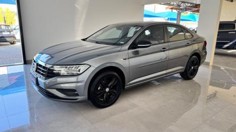 VOLKSWAGEN Jetta 1.4 4P 250 TSI R-LINE AUTOMTICO, Foto 2