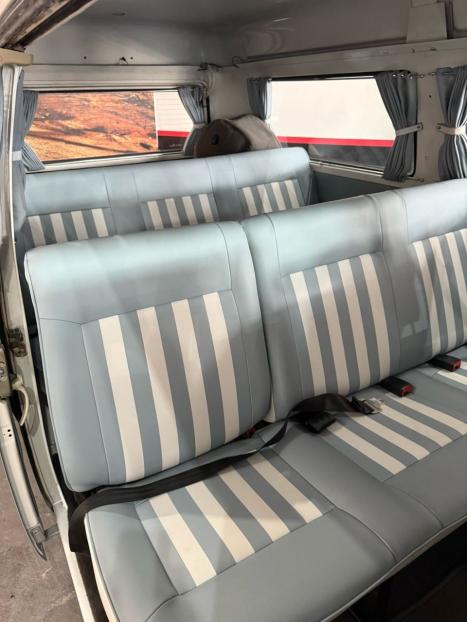 VOLKSWAGEN Kombi 1.4 4P FLEX LAST EDITION, Foto 9