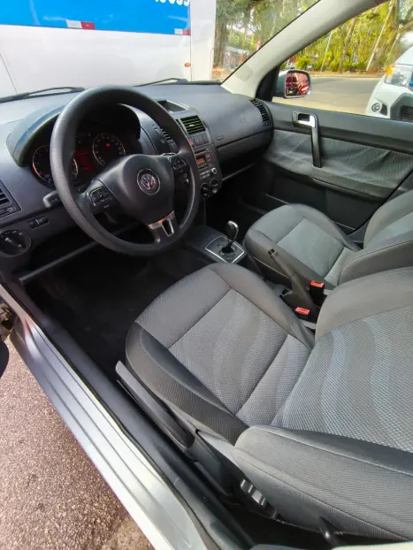 VOLKSWAGEN Polo Sedan 1.6 4P, Foto 9