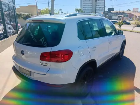 VOLKSWAGEN Tiguan 2.0 16V 4P TSI 4WD TURBO AUTOMTICO, Foto 6