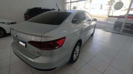 VOLKSWAGEN Virtus 1.0 4P 200 TSI FLEX COMFORTLINE AUTOMTICO, Foto 6
