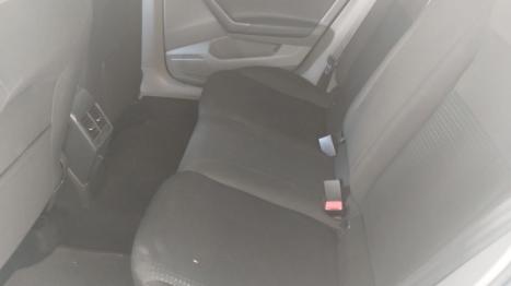 VOLKSWAGEN Virtus 1.0 4P 200 TSI FLEX COMFORTLINE AUTOMTICO, Foto 10