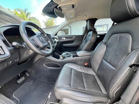 VOLVO XC40 2.0 16V 4P T4 TURBO GEARTRONIC AUTOMTICO, Foto 9