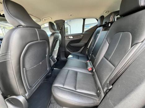 VOLVO XC40 2.0 16V 4P T4 TURBO GEARTRONIC AUTOMTICO, Foto 10