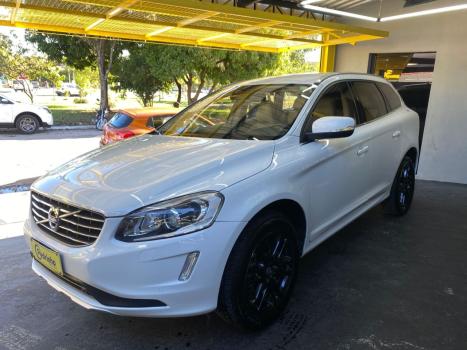 VOLVO XC60 2.0 4P DYNAMIC T5 TURBO AUTOMTICO, Foto 4