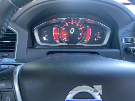 VOLVO XC60 2.0 4P DYNAMIC T5 TURBO AUTOMTICO, Foto 10