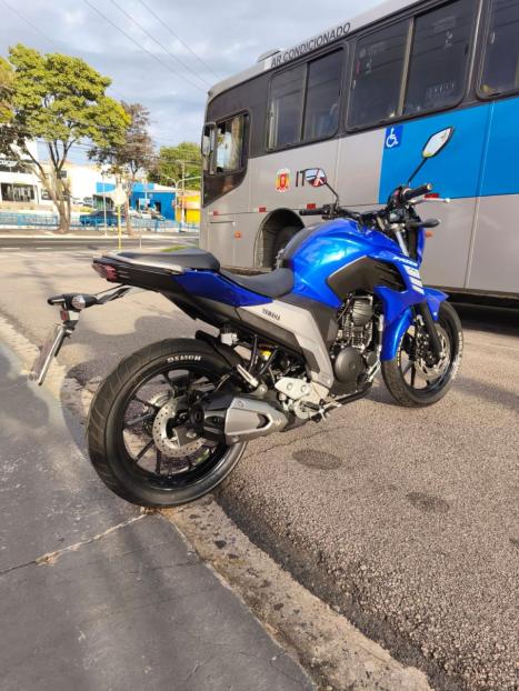 YAMAHA FZ 25 250 Fazer Flex , Foto 4