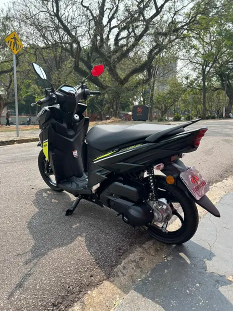 YAMAHA Neo UBS 125 , Foto 3