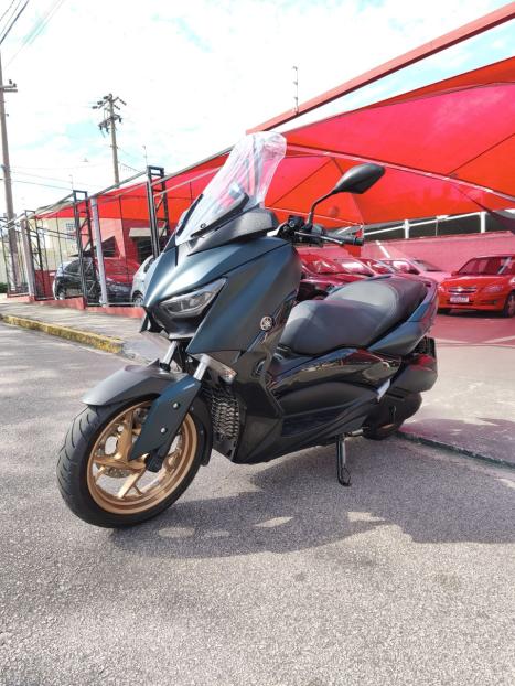 YAMAHA Xmax 250 , Foto 2