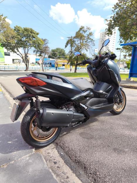 YAMAHA Xmax 250 , Foto 7
