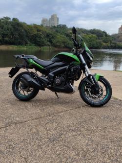 BAJAJ Dominar 400 