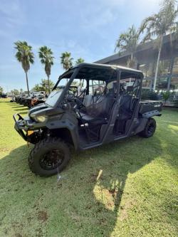 BRP CAN-AM Defender 900 HD9 6 Lugares