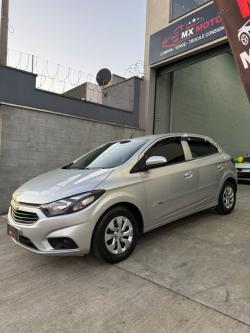 CHEVROLET Onix Hatch 1.0 4P FLEX LT