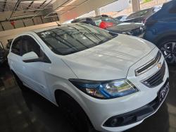 CHEVROLET Onix Hatch 1.4 4P FLEX LT AUTOMTICO