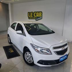 CHEVROLET Onix Hatch 1.0 4P FLEX LT