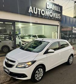 CHEVROLET Onix Hatch 1.4 4P FLEX LT
