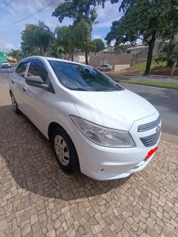 CHEVROLET Onix Hatch 1.0 4P FLEX JOY