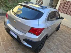 CHEVROLET Onix Hatch 1.4 4P FLEX ACTIV
