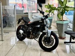 DUCATI Monster 797 