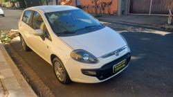 FIAT Punto 1.4 4P FLEX ATTRACTIVE ITALIA FIAT Punto 1.4 4P FLEX ATTRACTIVE ITALIA