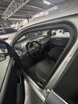 FIAT Uno 1.0 4P FLEX EVO VIVACE CELEBRATION