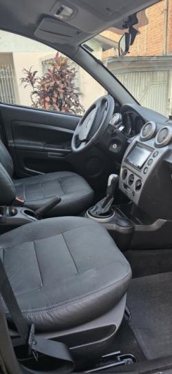 FORD Fiesta Sedan 1.6 4P ROCAM FLEX