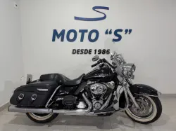 HARLEY DAVIDSON Road King 1700