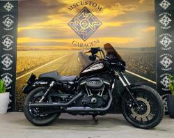 HARLEY DAVIDSON Sportster XL 883 R