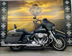 HARLEY DAVIDSON Street Glide FLHX 1700