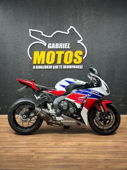 HONDA CBR 1000 RR FIRE BLADE