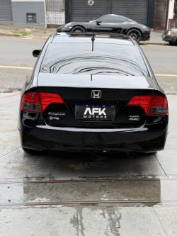 HONDA Civic 1.8 16V 4P FLEX LXS