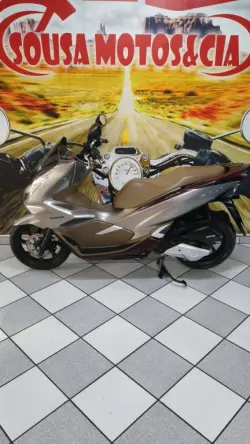 HONDA PCX 150 DLX