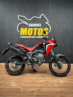 HONDA XRE 300 Sahara RALLYE