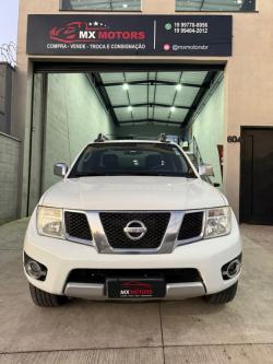 NISSAN Frontier 2.5 SL 4X4 TURBO DIESEL CABINE DUPLA AUTOM�TICO