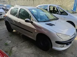 PEUGEOT 206 1.4 4P PRESENCE FLEX