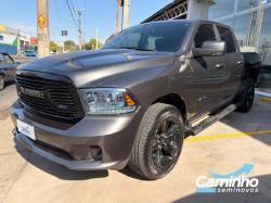 RAM Classic 5.7 V8 32V 4P HEMI LARAMIE NIGHT EDITION AUTOM�TICO