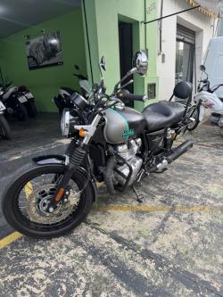 ROYAL ENFIELD Interceptor 650 