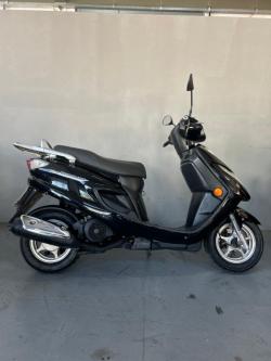 SUZUKI Burgman 125 
